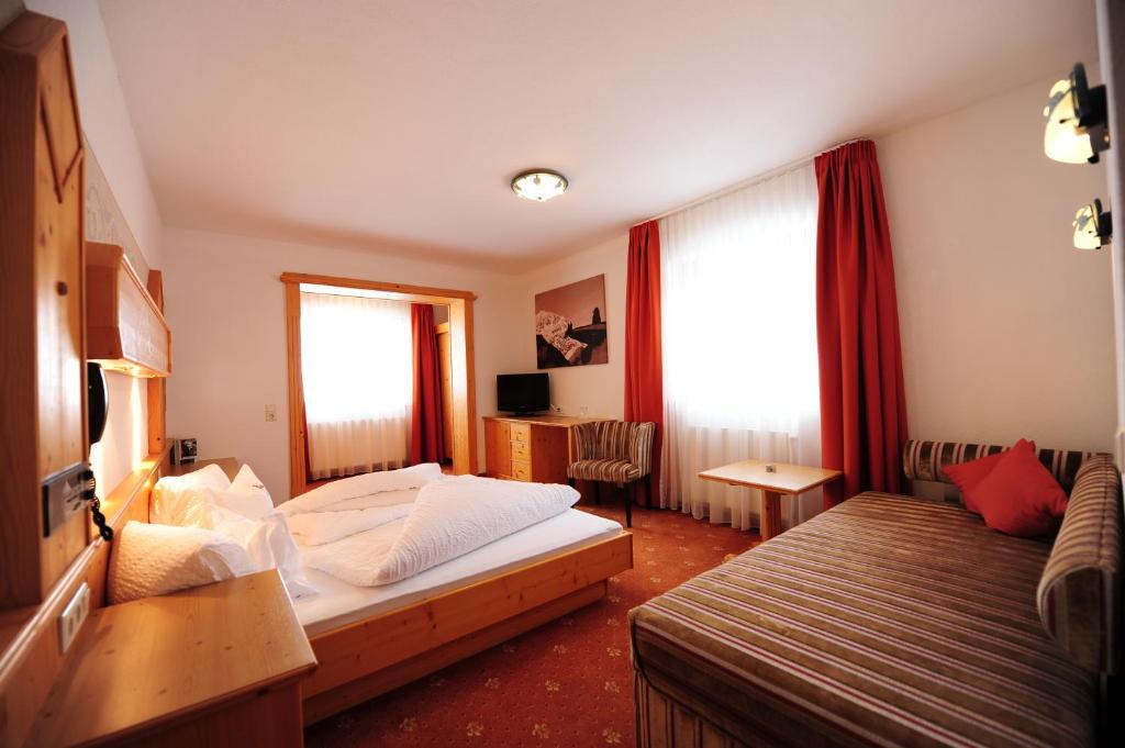 Hotel Toni Galtür Oda fotoğraf