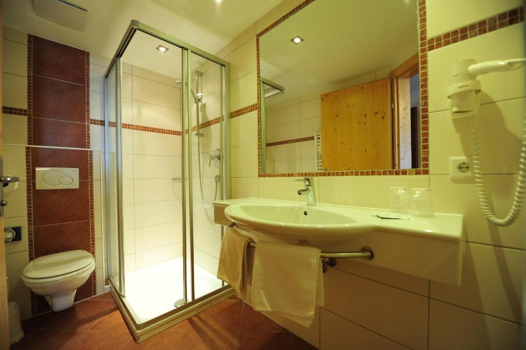 Hotel Toni Galtür Oda fotoğraf