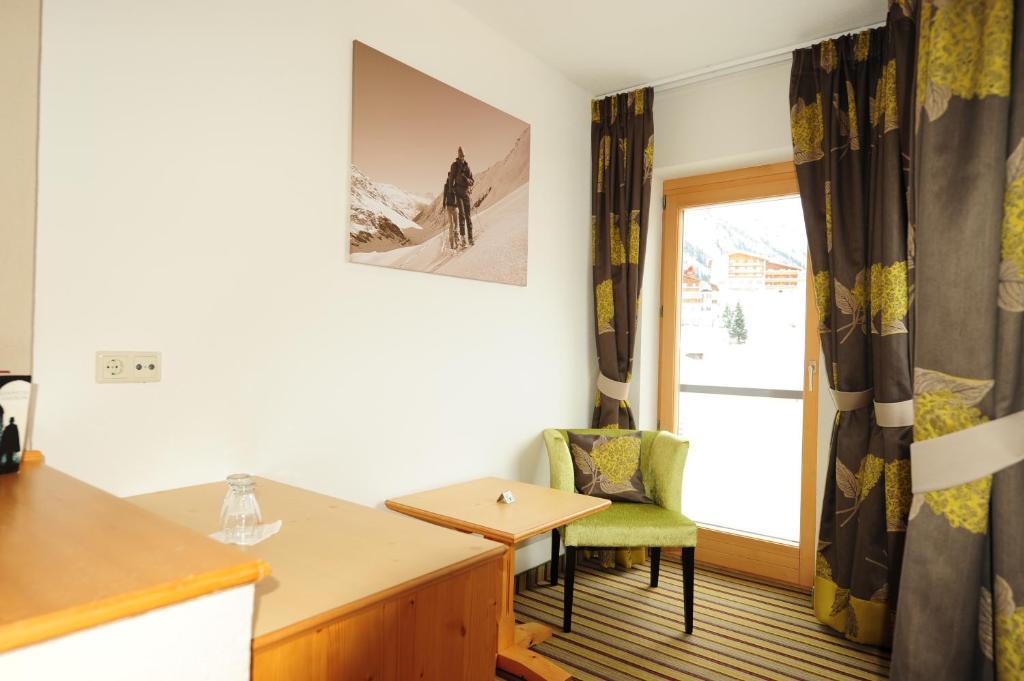Hotel Toni Galtür Oda fotoğraf