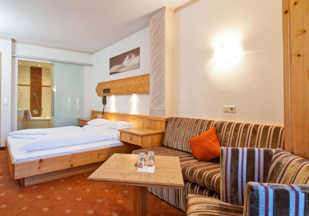 Hotel Toni Galtür Oda fotoğraf